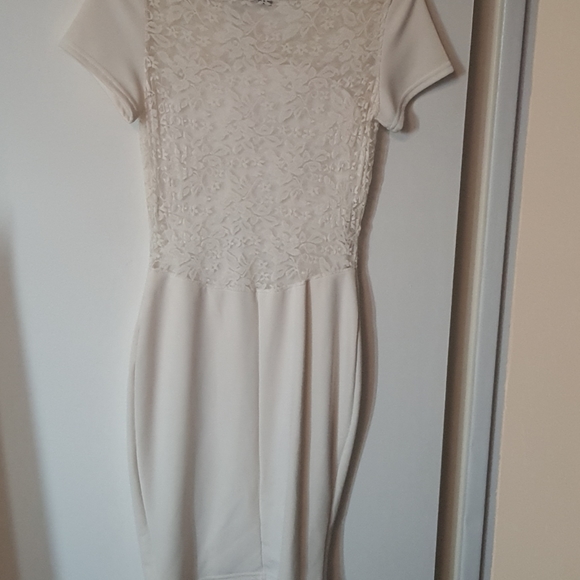 TFNC London dress - Picture 2 of 2